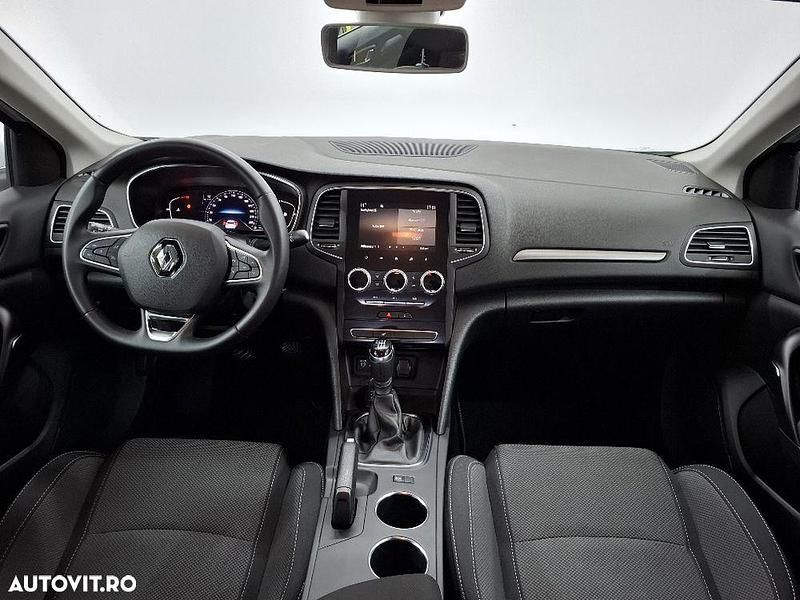 Second-hand Renault Mégane GrandTour Equilibre 140 CP (102 kW) 2022 Culoarealb Break
