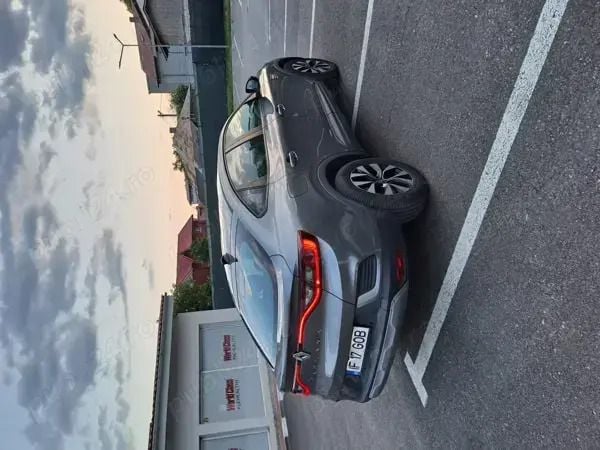 Utilizat 2023 Renault Arkana SUV | 19.500 EUR (Preț bun) - Imagine 1/4