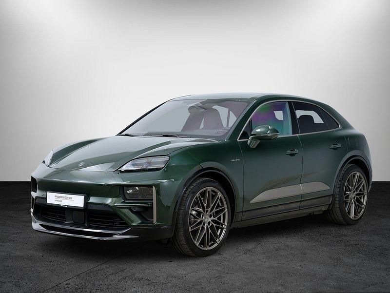 Utilizat 2025 Porsche Macan 4 Electric SUV | 130.695 EUR - Imagine 1/1