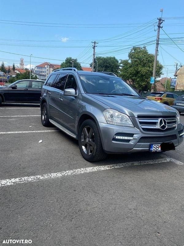 Culoaregri Utilizat 2011 Mercedes GL350 SUV | 15.900 EUR (Preț OK) - Imagine 1/4