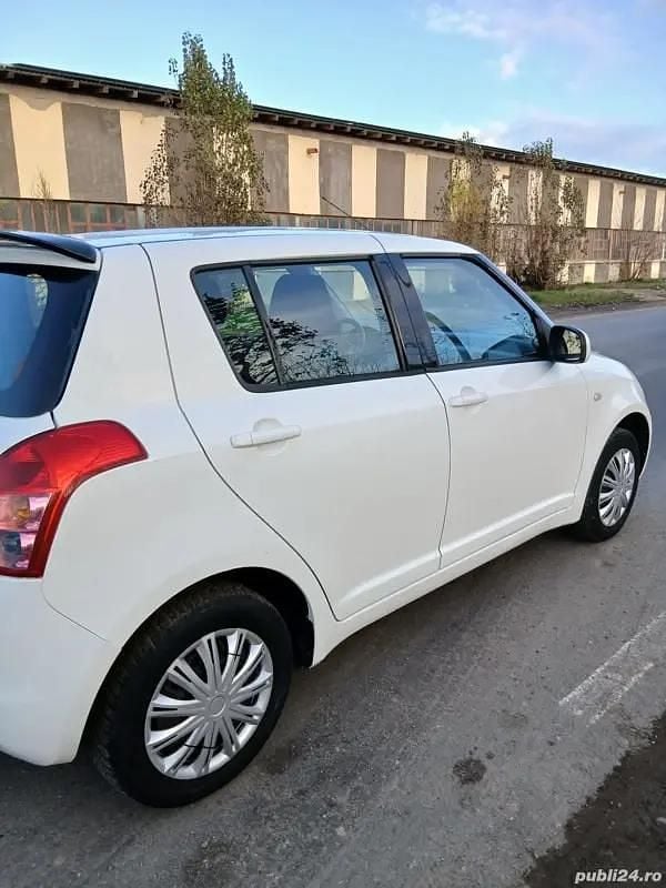 Second-hand Suzuki Swift 93 CP (68 kW) 2009 Hatchback