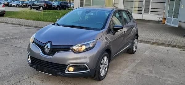 Utilizat 2015 Renault Captur SUV | 7.150 EUR (Preț bun) - Imagine 1/4