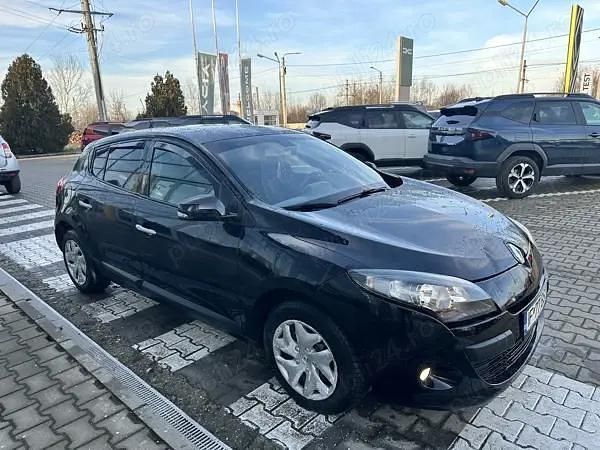 Second-hand Renault Mégane III 110 CP (80 kW) 2011 Negru Hatchback