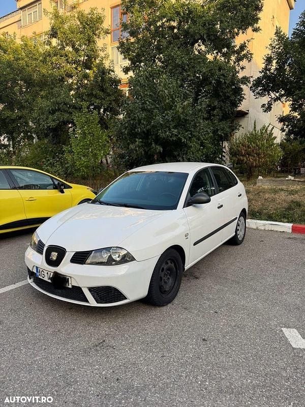 Culoarealb Utilizat 2007 Seat Ibiza Hatchback | 1.500 EUR - Imagine 1/4
