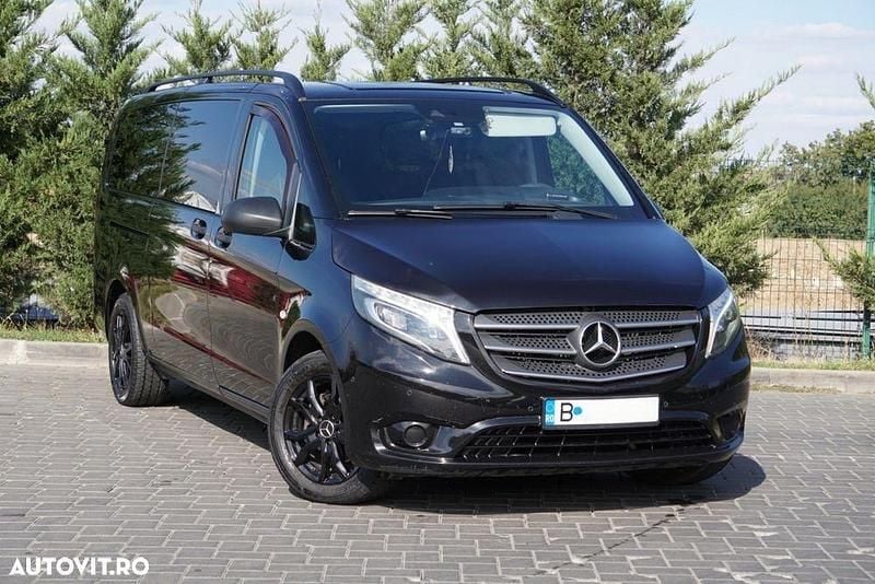 Culoarenegru Utilizat 2020 Mercedes Vito Monovolum | 26.590 EUR (Preț bun) - Imagine 1/4