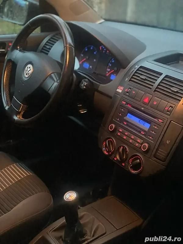 Utilizat 2009 VW Polo Hatchback | 2.999 EUR - Imagine 1/4