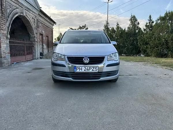 Utilizat 2007 VW Touran Monovolum | 3.190 EUR - Imagine 1/4