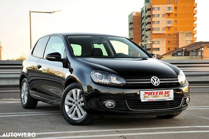 Culoarenegru Utilizat 2012 VW Golf VI Highline Coupe | 5.650 EUR (Preț OK) - Imagine 1/4