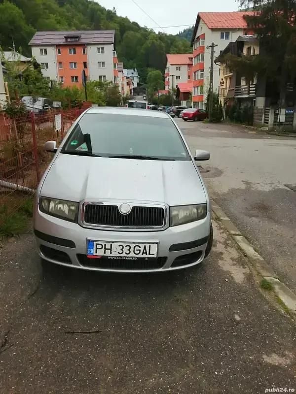 Utilizat 2007 Skoda Fabia Hatchback | 2.500 EUR - Imagine 1/4