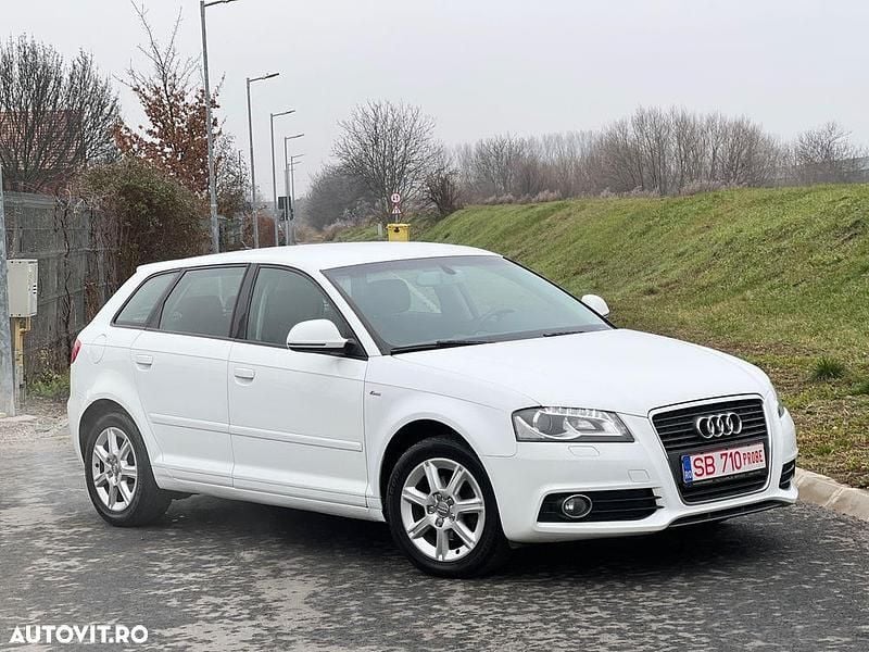 Culoarealb Second-hand 2009 Audi A3 S-Line Hatchback | 4.995 EUR (Preț OK) - Imagine 1/4