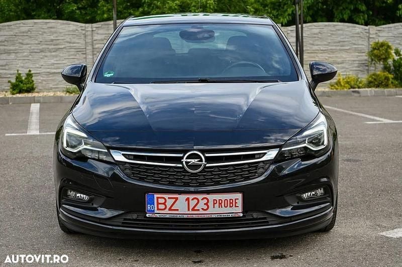 Second-hand Opel Astra Dynamic 160 CP (117 kW) 2016 Negru Hatchback