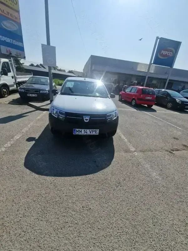 Alb Utilizat 2017 Dacia Logan Berlinǎ | 3.700 EUR (Preț bun) - Imagine 1/4
