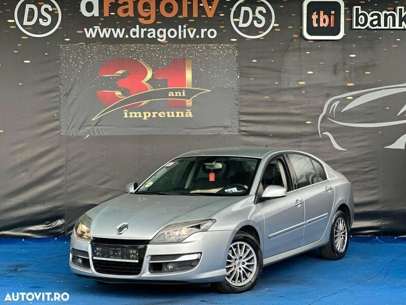 Gri Utilizat 2011 Renault Laguna III Berlinǎ | 5.499 EUR (Puțin scump) - Imagine 1/4