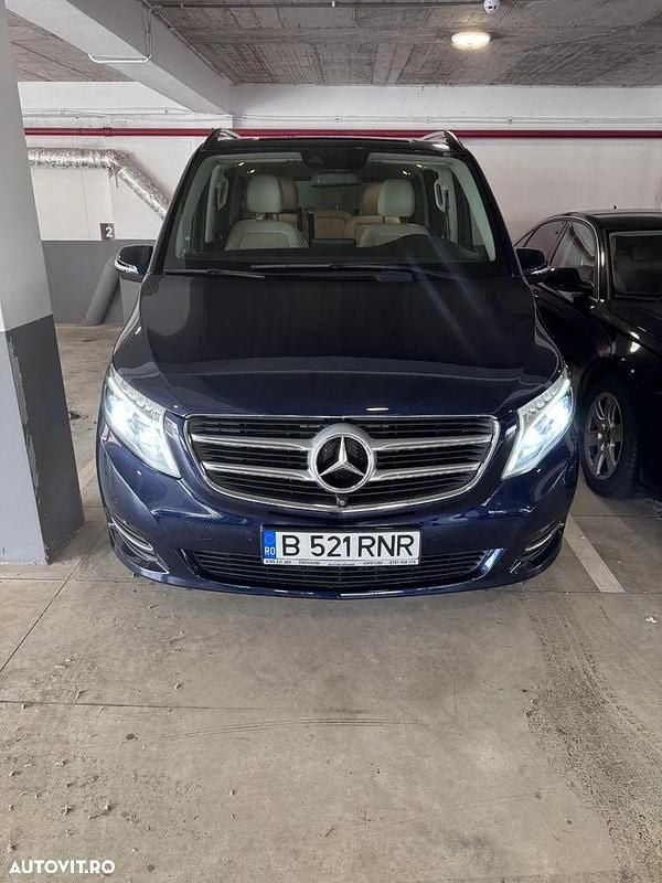 Second-hand Mercedes V250 Avantgarde 190 CP (139 kW) 2016 Culoarealbastru Monovolum