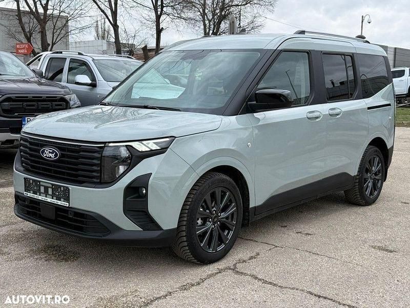 Second-hand Ford Tourneo Courier Titanium 125 CP (91 kW) 2025 Culoaregri Monovolum