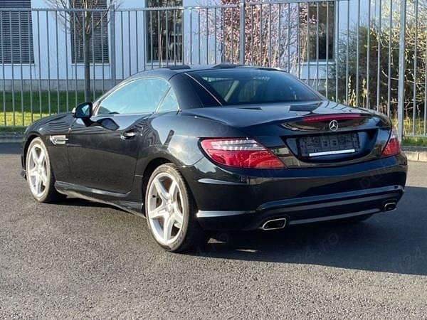 Second-hand Mercedes SLK200 184 CP (135 kW) 2014 Negru Cabrio