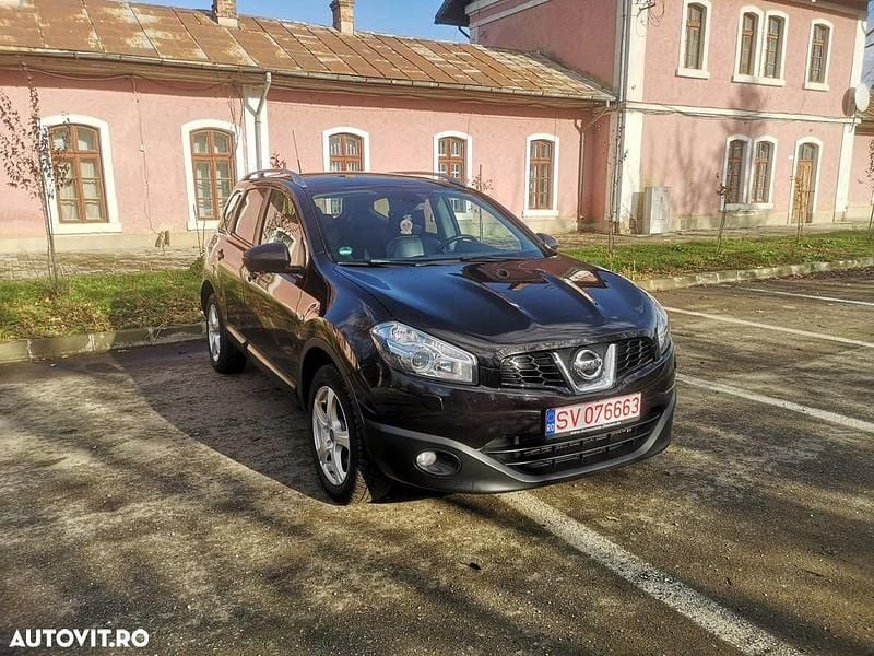 Second-hand Nissan Qashqai +2 Acenta 130 CP (95 kW) 2012 Culoarenegru SUV