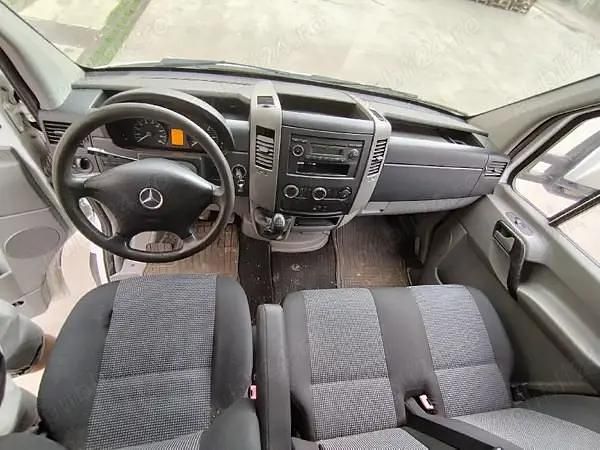 Second-hand Mercedes Sprinter 130 CP (95 kW) 2011 Van
