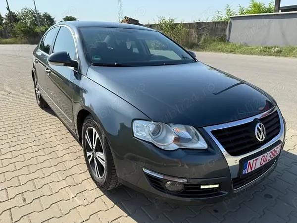 Utilizat 2009 VW Passat Berlinǎ | 6.450 EUR (Scump) - Imagine 1/4