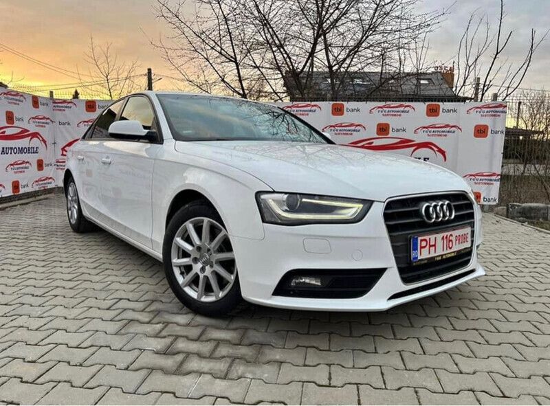 Alb Utilizat 2012 Audi A4 Berlinǎ | 11.490 EUR (Scump) - Imagine 1/4