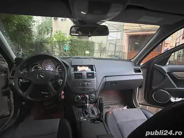 Utilizat 2011 Mercedes 200 Berlinǎ | 5.000 EUR - Imagine 1/4