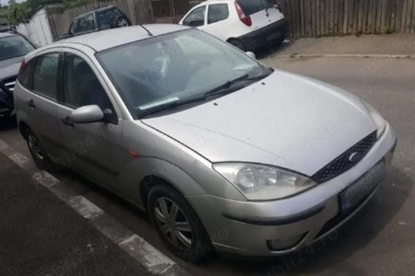 Second-hand Ford Focus 90 CP (66 kW) 2002 Berlinǎ