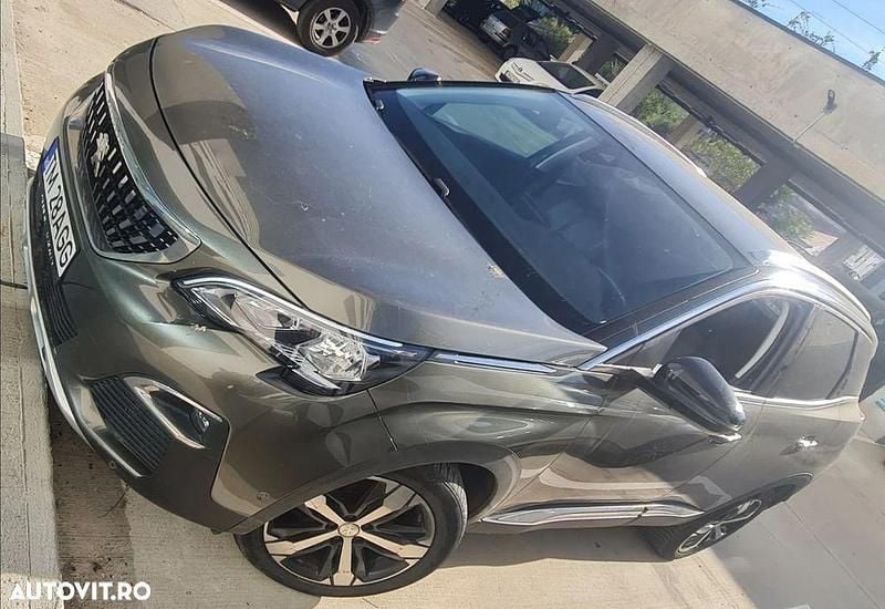 Culoareverde Second-hand 2018 Peugeot 3008 Active SUV | 16.000 EUR (Preț OK) - Imagine 1/4