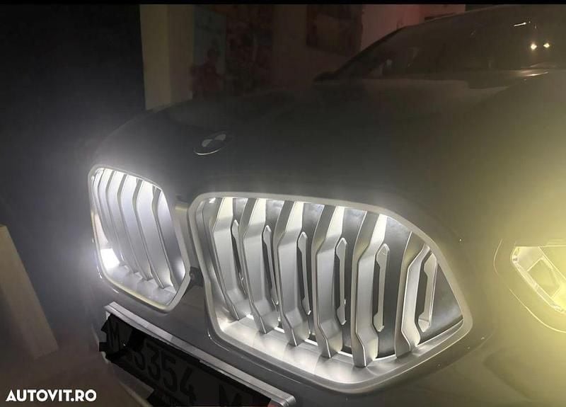 Culoarenegru Utilizat 2020 BMW X6 Comfort Edition SUV | 54.800 EUR (Puțin scump) - Imagine 1/4