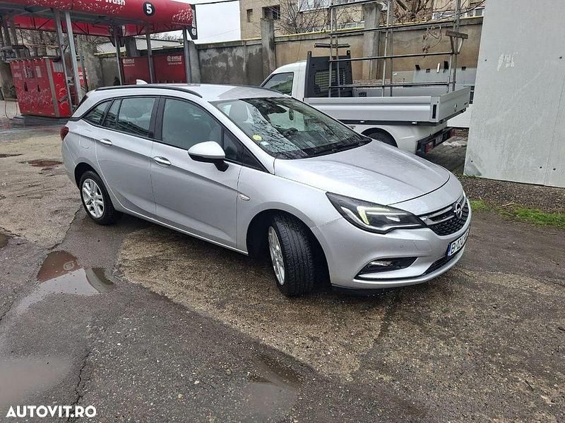 Second-hand Opel Astra Edition 110 CP (80 kW) 2016 Culoareargint Break