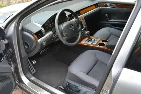 Second-hand VW Phaeton 240 CP (176 kW) 2014 Gri Berlinǎ