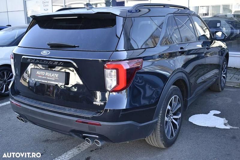 Second-hand Ford Explorer ST-Line 457 CP (336 kW) 2023 Culoarenegru SUV