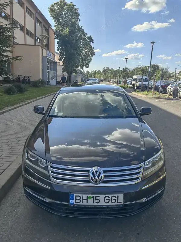 Utilizat 2012 VW Phaeton Berlinǎ | 10.500 EUR (Puțin scump) - Imagine 1/4