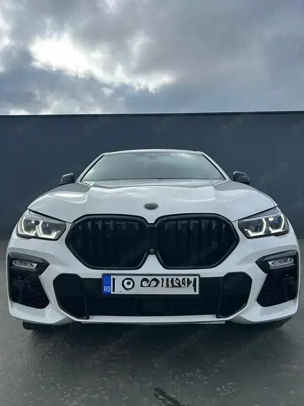Utilizat 2020 BMW X6 SUV | 61.000 EUR (Super Preț) - Imagine 1/4