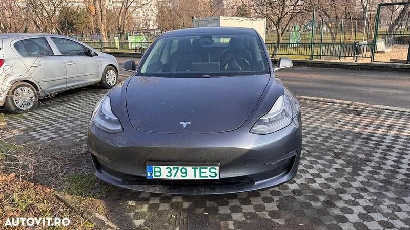 Second-hand Tesla Model 3 258 kW (351 CP) 2019 Culoaregri Berlinǎ