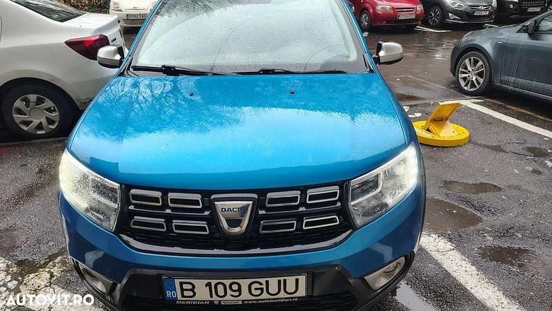 Culoarealbastru Utilizat 2021 Dacia Logan Stepway Berlinǎ | 8.500 EUR (Preț bun) - Imagine 1/4