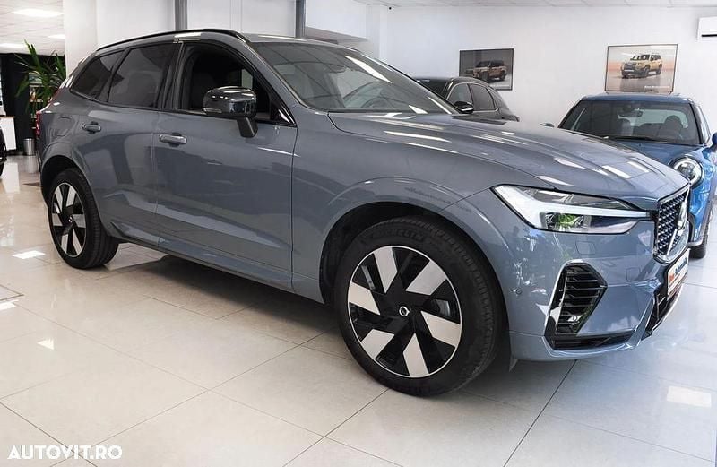 Gri Utilizat 2024 Volvo XC60 Plus SUV | 49.000 EUR (Puțin scump) - Imagine 1/4