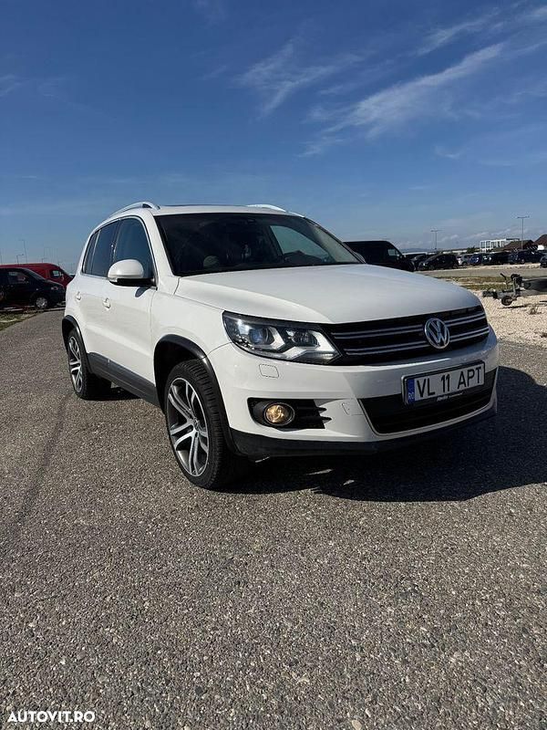 Culoarealb Utilizat 2012 VW Tiguan Exclusive SUV | 9.750 EUR (Preț OK) - Imagine 1/4