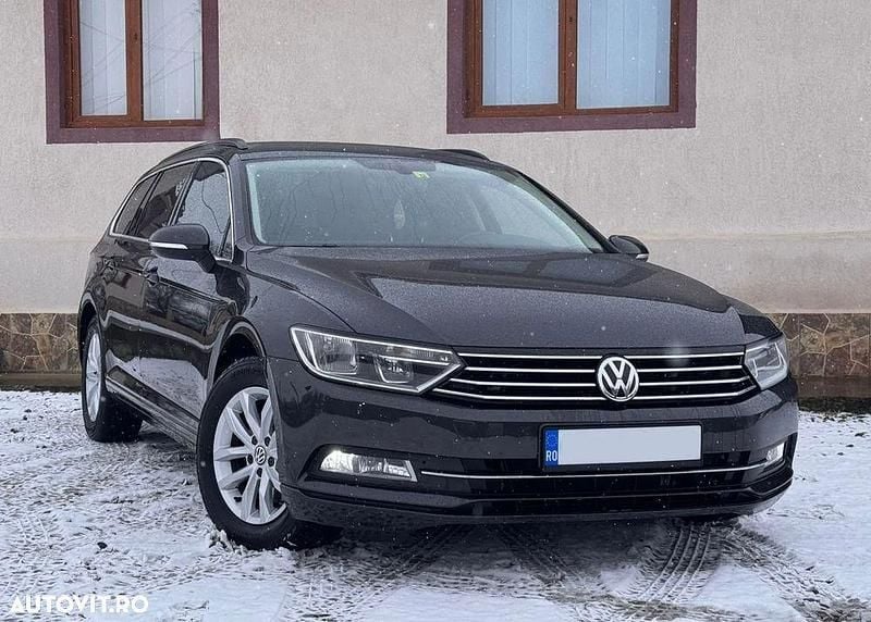 Culoarenegru Utilizat 2018 VW Passat Comfortline Break | 9.850 EUR (Super Preț) - Imagine 1/4