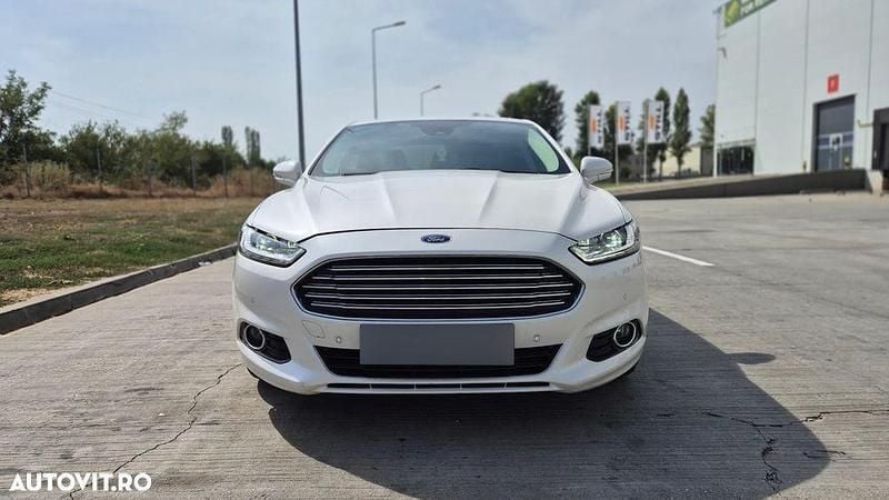 Culoarealb Utilizat 2018 Ford Mondeo Berlinǎ | 12.900 EUR (Preț bun) - Imagine 1/4