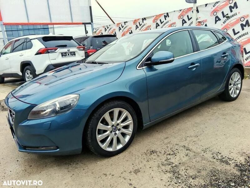 Second-hand Volvo V40 Summum 115 CP (84 kW) 2013 Gri Break