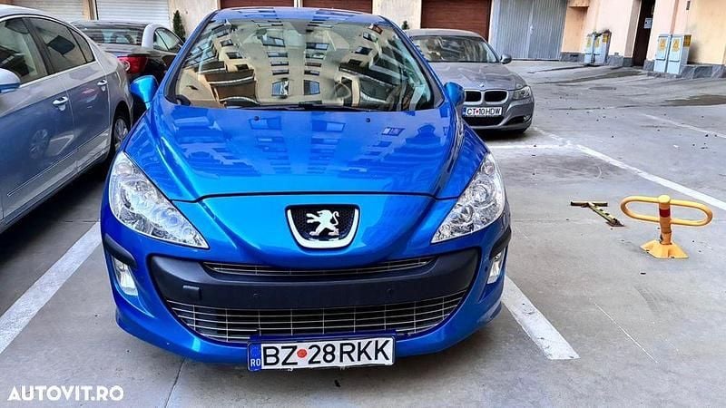Culoarealbastru Utilizat 2008 Peugeot 308 Hatchback | 1.750 EUR (Preț bun) - Imagine 1/4