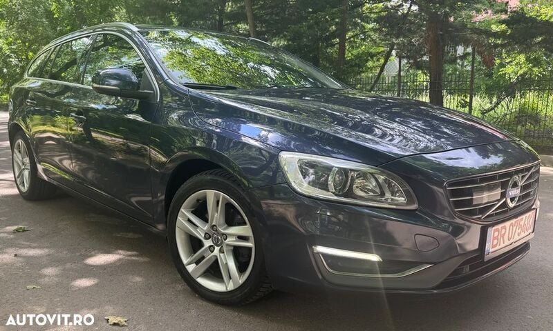 Albastru Utilizat 2014 Volvo V60 Ocean Race Break | 9.350 EUR (Puțin scump) - Imagine 1/4