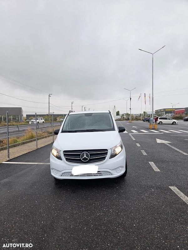 Second-hand Mercedes Vito 163 CP (119 kW) 2021 Culoarealb Van