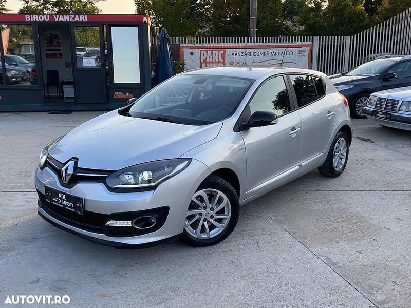 Culoaregri Utilizat 2014 Renault Mégane III Expression Hatchback | 6.790 EUR (Puțin scump) - Imagine 1/4