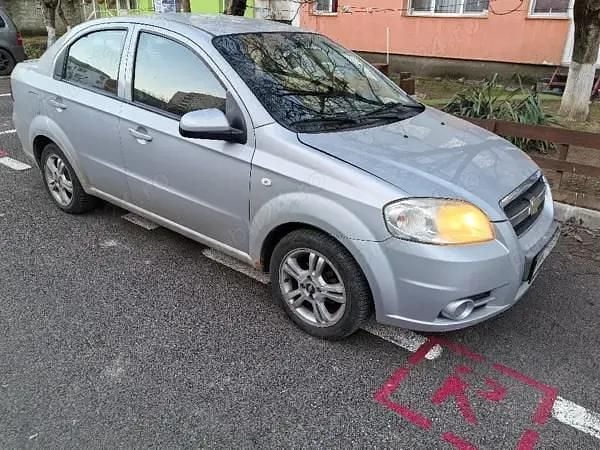 Second-hand Chevrolet Aveo 90 CP (66 kW) 2010 Berlinǎ