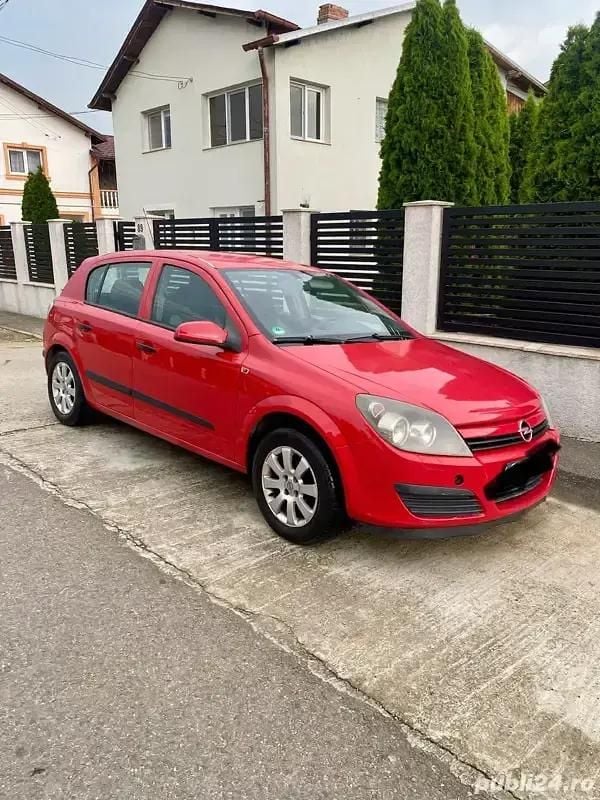 Utilizat 2005 Opel Astra Hatchback | 1.600 EUR (Preț OK) - Imagine 1/4