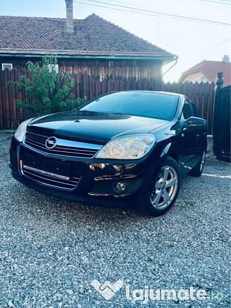 Utilizat 2007 Opel Astra Berlinǎ | 2.399 EUR (Preț OK) - Imagine 1/4