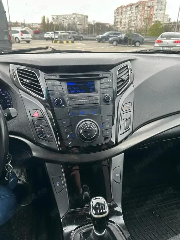 Negru Utilizat 2016 Hyundai i40 Berlinǎ | 6.800 EUR (Preț OK) - Imagine 1/4