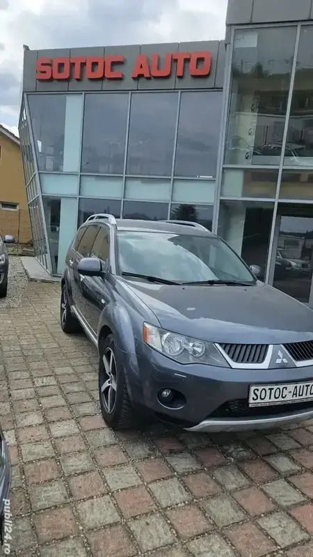Utilizat 2009 Mitsubishi Outlander SUV | 5.750 EUR - Imagine 1/4