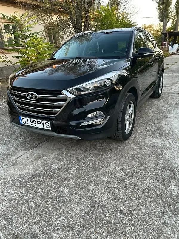 Negru Utilizat 2017 Hyundai Tucson SUV | 14.500 EUR (Preț OK) - Imagine 1/4